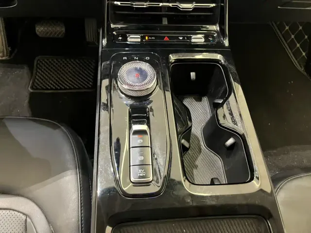Wuling Starlight — Фото автомобиля 6