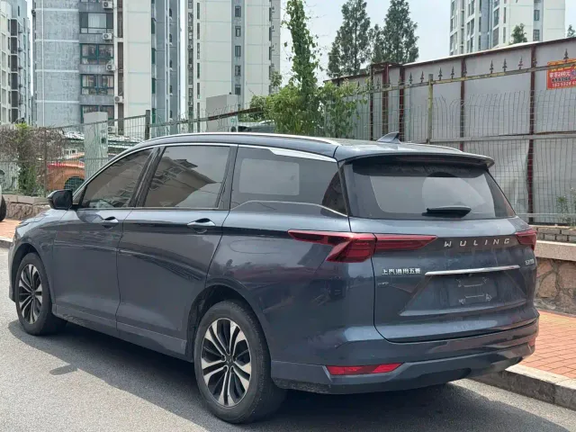 Wuling Victory — Фото автомобиля 18
