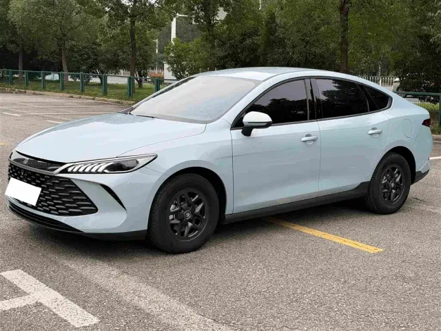 BYD Qin PLUS — Фото автомобиля 10