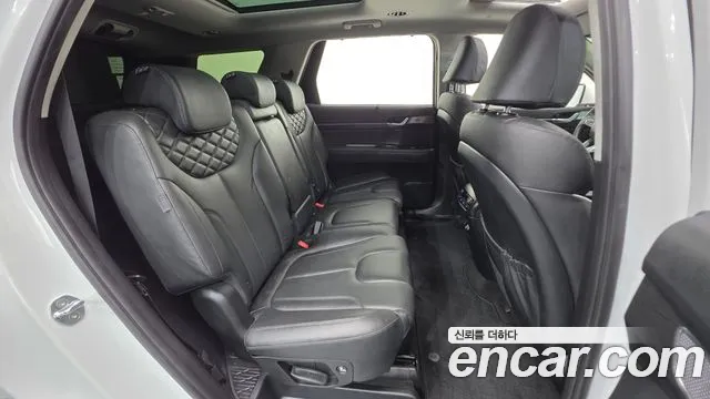 Hyundai Palisade Palisade Дизель 2.2 4WD — Фото автомобиля 19