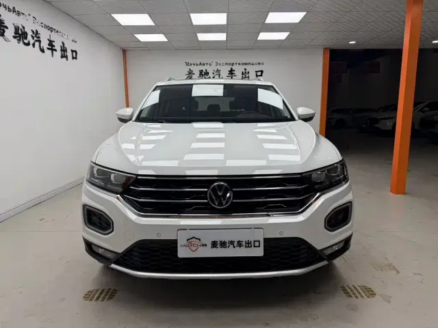 Volkswagen T-Roc — Фото автомобиля 2