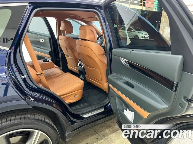 Genesis GV80 2.5T Бензин 2WD — Фото автомобиля 16