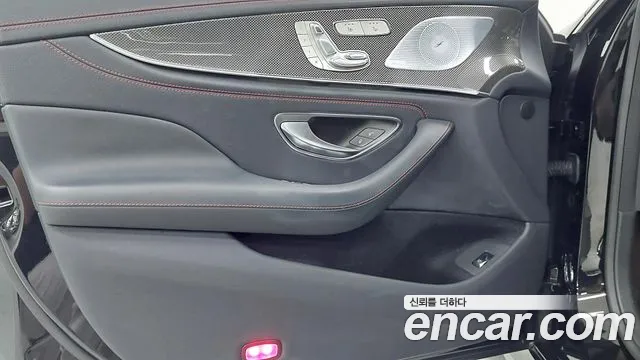 Mercedes-Benz CLS-Class — Фото автомобиля 15