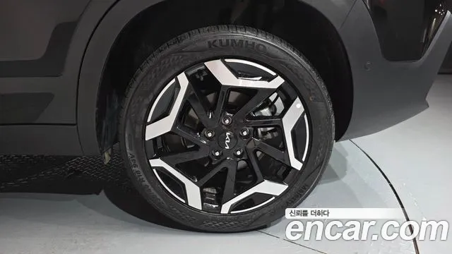 Kia Seltos — Фото автомобиля 19
