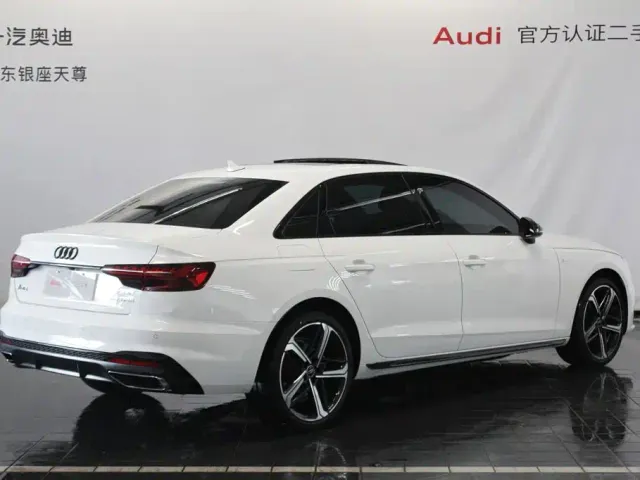 Audi A4L — Фото автомобиля 5
