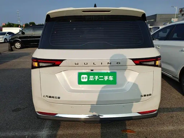 Wuling Jiachen — Фото автомобиля 5