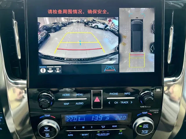 Toyota Alphard — Фото автомобиля 14
