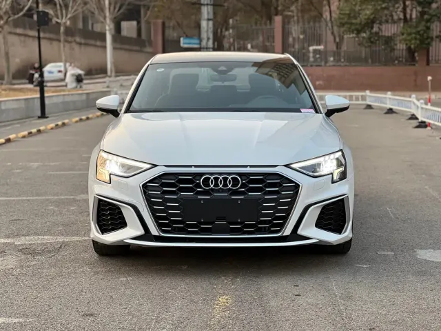 Audi A3 — Фото автомобиля 2