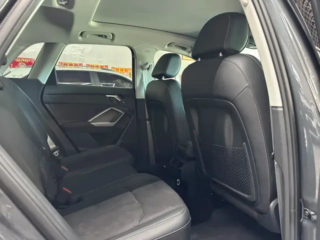 Audi Q3 — Фото автомобиля 9