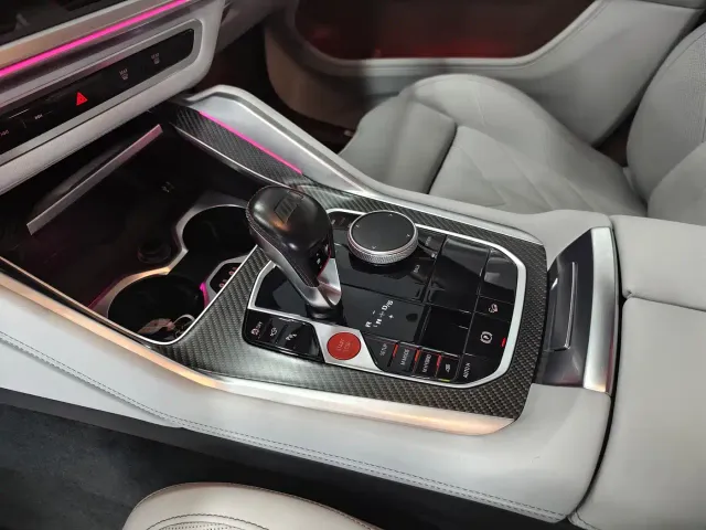 BMW XM — Фото автомобиля 11