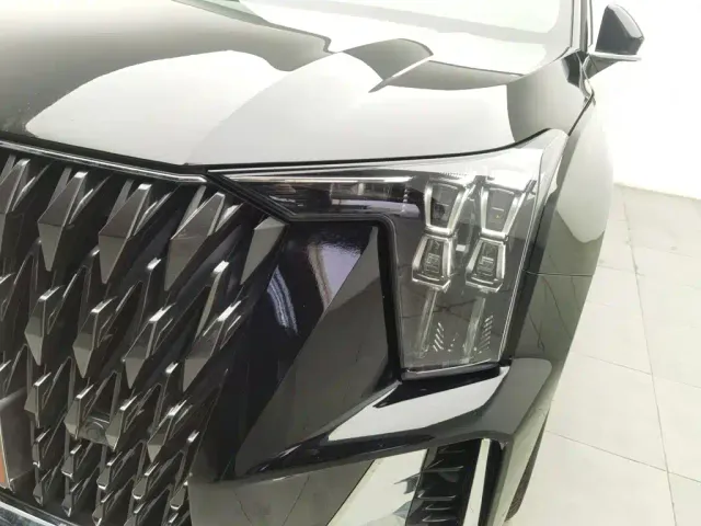 GAC Trumpchi GS8 — Фото автомобиля 7