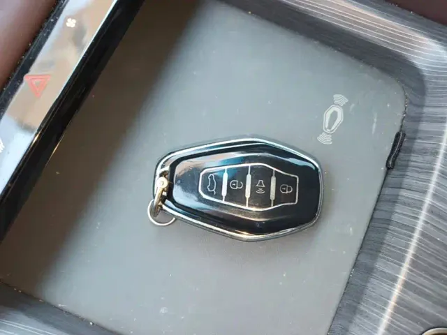 Jetour X90 Pro — Фото автомобиля 8