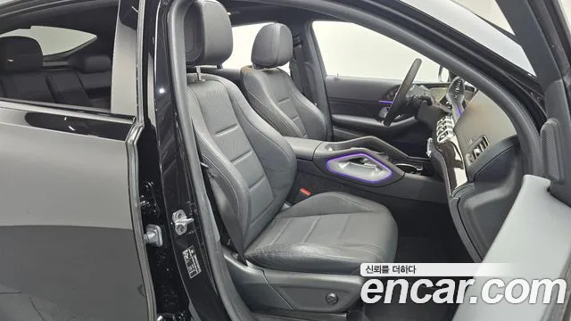 Mercedes-Benz GLE-Class — Фото автомобиля 12