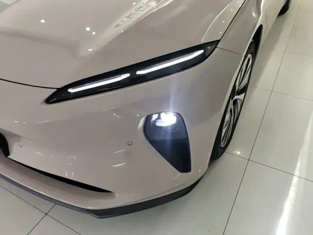 Nio ET5 — Фото автомобиля 23