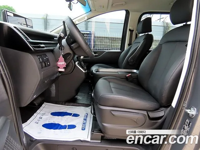 Hyundai Staria Новый Staria L3.5 Карго 5 мест — Фото автомобиля 6