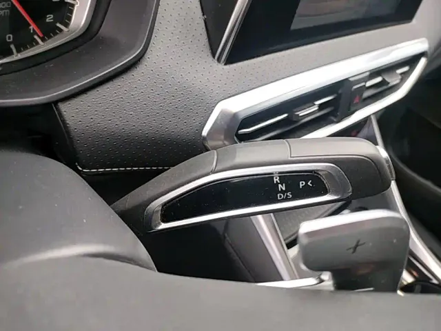 Maxus G50 — Фото автомобиля 11
