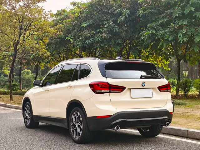 BMW X1 — Фото автомобиля 16