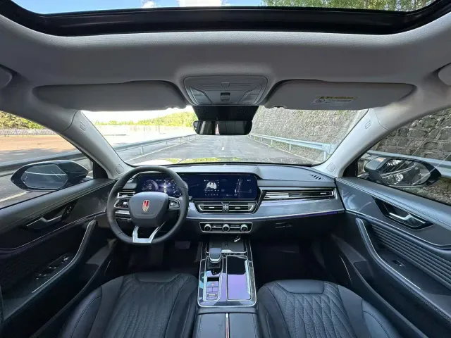 Hongqi HS5 — Фото автомобиля 4