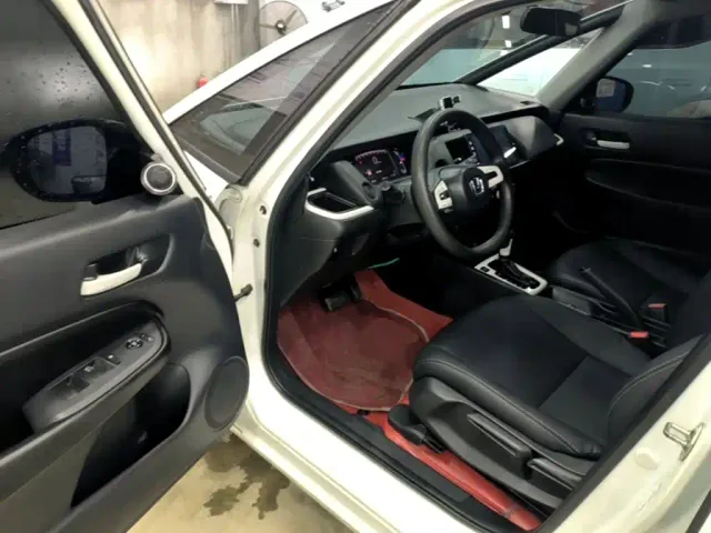 Honda Fit — Фото автомобиля 15