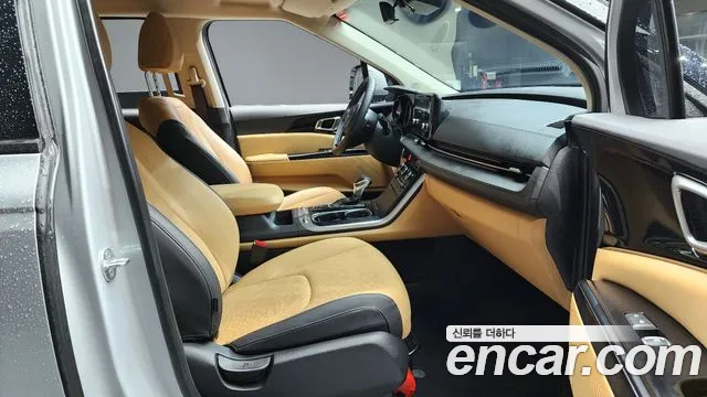 Kia Canival Carnival 4 поколение Бензин 11 мест Prestige — Фото автомобиля 24