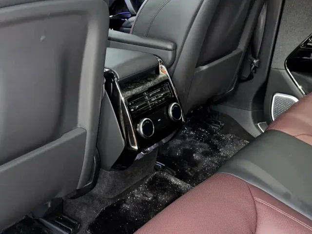 Land Rover Range Rover Sport — Фото автомобиля 14
