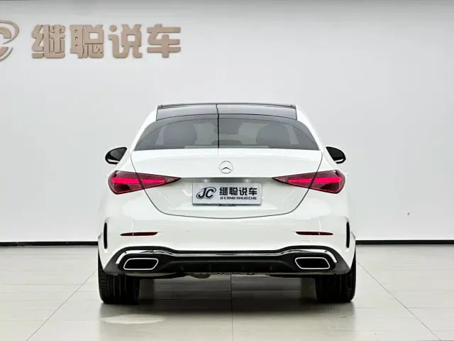 Mercedes-Benz C-Class — Фото автомобиля 4