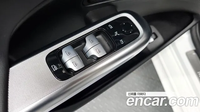 Mercedes-Benz E-Class W214 — Фото автомобиля 30