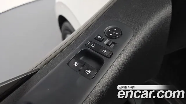 Hyundai Staria — Фото автомобиля 24
