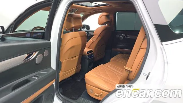 Genesis GV80 — Фото автомобиля 17
