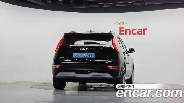 Kia Niro All Niro EV Air — Фото автомобиля 4