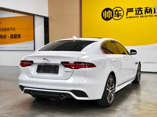 Jaguar XEL — Фото автомобиля 6