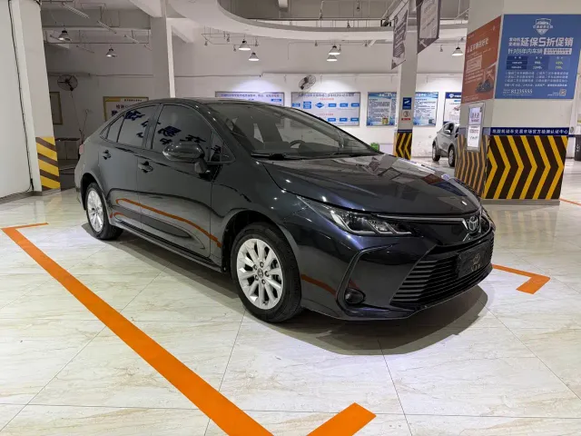 Toyota Corolla — Фото автомобиля 3