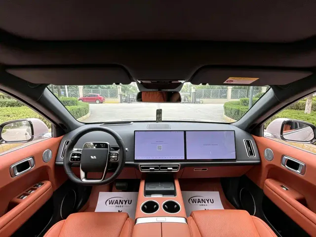 Li Auto Li Auto L6 2024 Max — Фото автомобиля 9