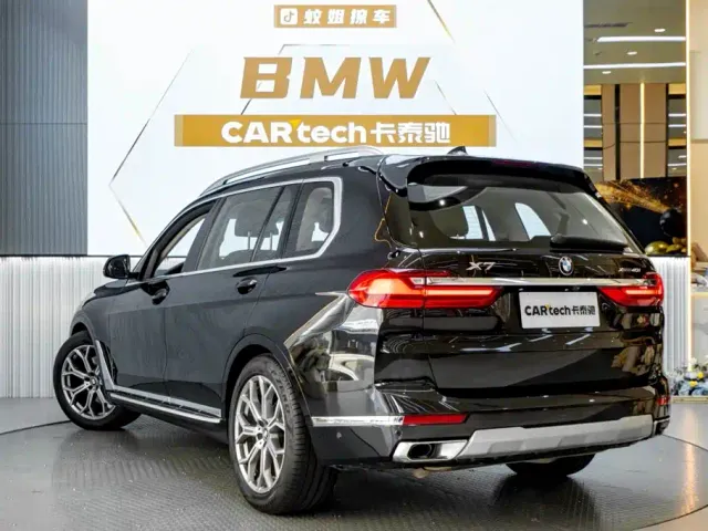 BMW X7 — Фото автомобиля 6