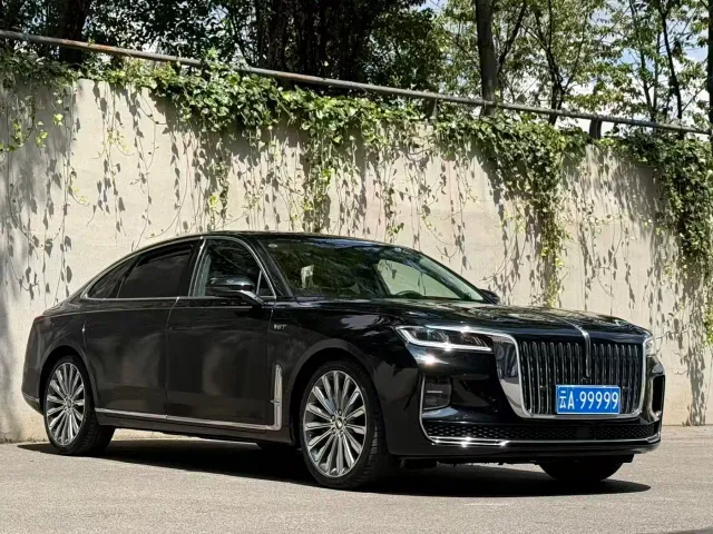 Hongqi H9 — Фото автомобиля 3