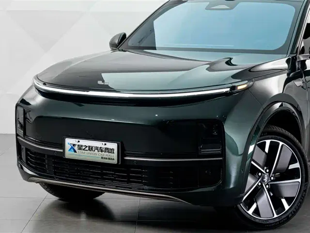 Li Auto L9 — Фото автомобиля 3