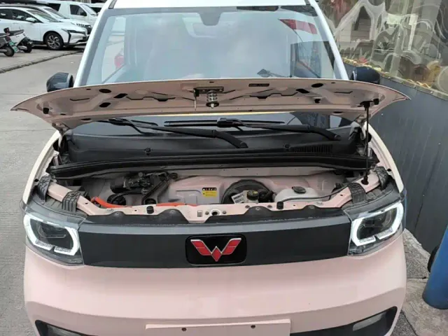 Wuling Hongguang Mini EV — Фото автомобиля 19