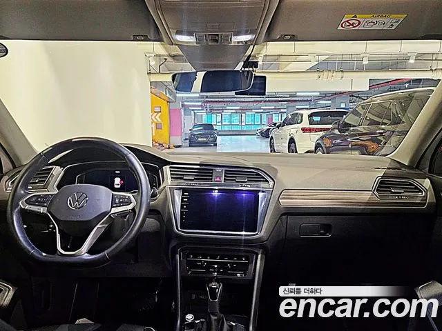 Volkswagen Tiguan — Фото автомобиля 8