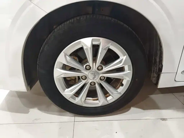 Wuling Jiachen — Фото автомобиля 22