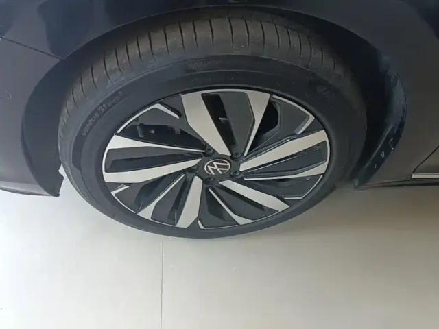 Volkswagen Passat — Фото автомобиля 22