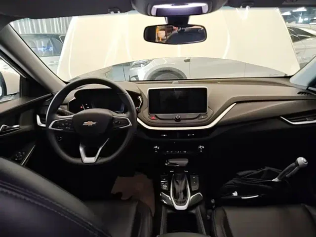 Chevrolet Menlo — Фото автомобиля 9