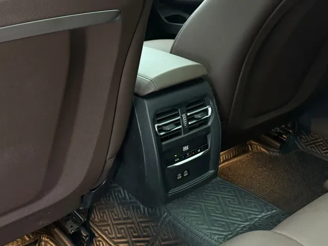 BMW 3 Series — Фото автомобиля 15