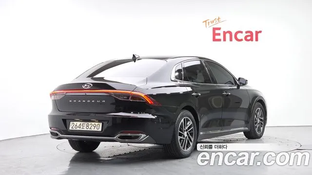 Hyundai Grandeur Новый Grandeur IG — Фото автомобиля 2