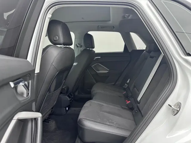 Audi Q3 — Фото автомобиля 15