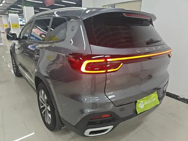 Chery Tiggo 8 — Фото автомобиля 4