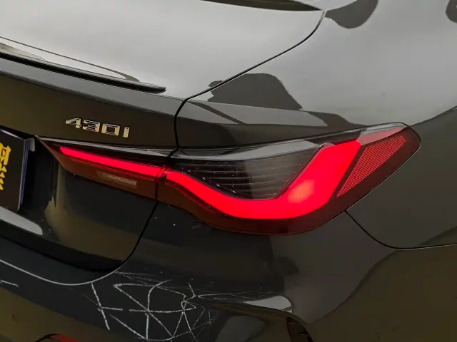 BMW 4 Series — Фото автомобиля 22