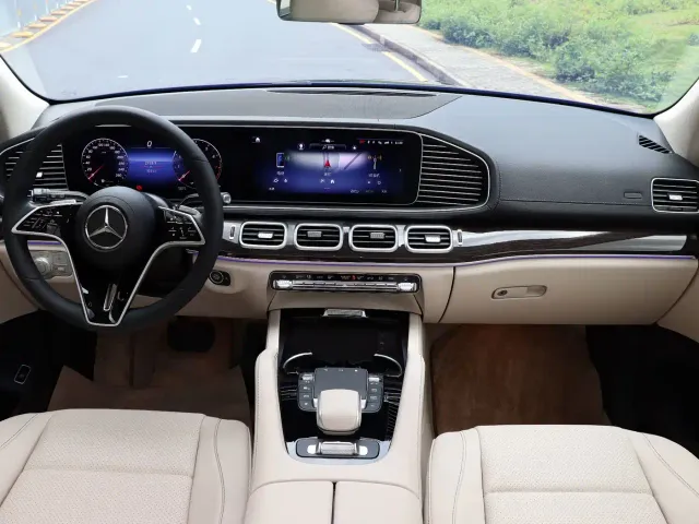 Mercedes-Benz GLE-Class — Фото автомобиля 15