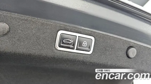 Hyundai Grandeur GN7 — Фото автомобиля 20