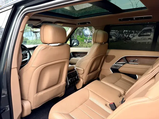 Land Rover Range Rover — Фото автомобиля 14