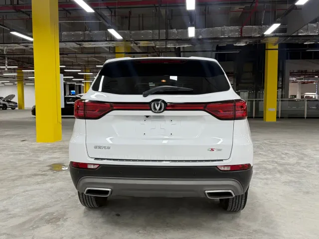 Changan CS75 — Фото автомобиля 5